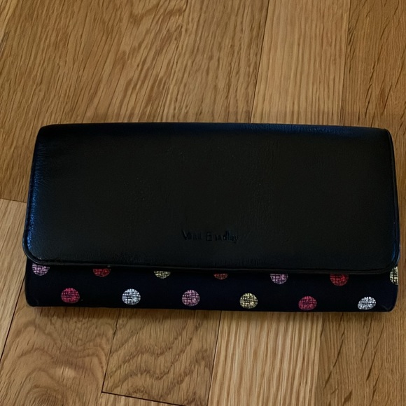 NWOT Vera Bradley Havana Rose Fabric/Faux Leather Polka Dot Wallet - Picture 2 of 8